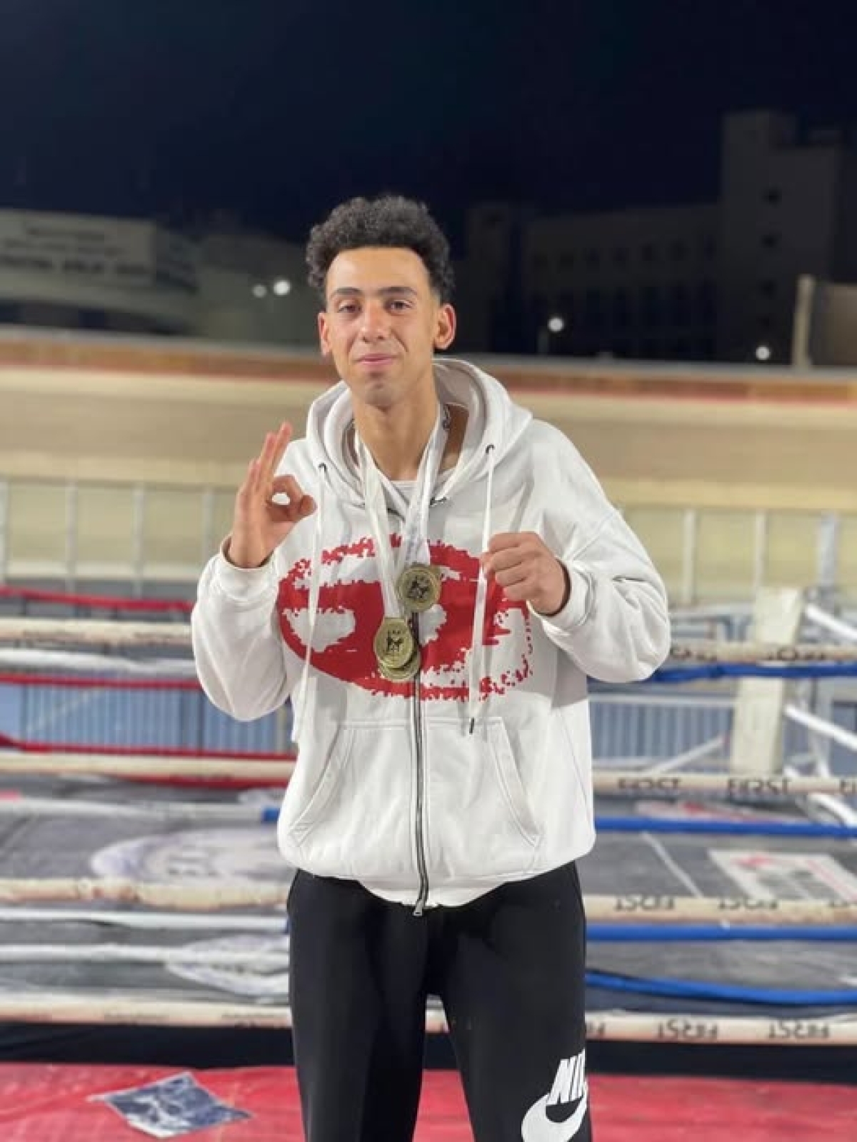 تهنئة للطالب مصطفى سيد مصطفى سلامة، بشعبة اللغة الإنجليزية